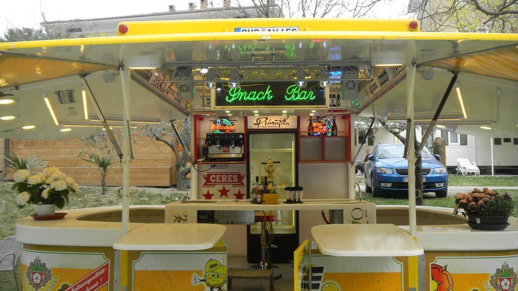 Camping Daino Hotel Пиетрамурата Екстериор снимка